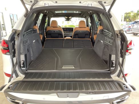 New 2026 BMW X5 xDrive40i w/ M Sport Package image 30