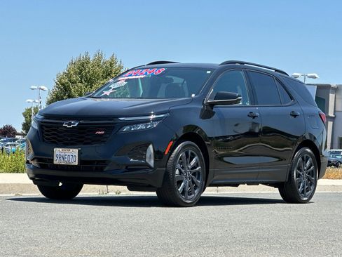 Used 2024 Chevrolet Equinox RS w/ RS Leather Package image 8