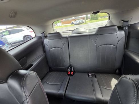 Used 2017 Buick Enclave Leather w/ Enclave Sport Touring Edition FWD image 26