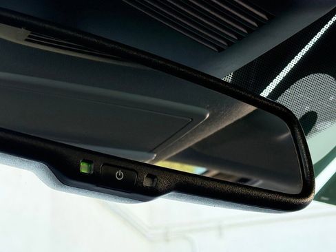 Used 2020 Nissan Sentra SR w/ Premium Package image 29