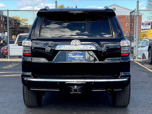 Used 2018 Toyota 4Runner Limited image 3