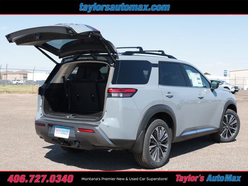 New 2026 Nissan Pathfinder Platinum w/ Accent Package AWD/4WD image 39
