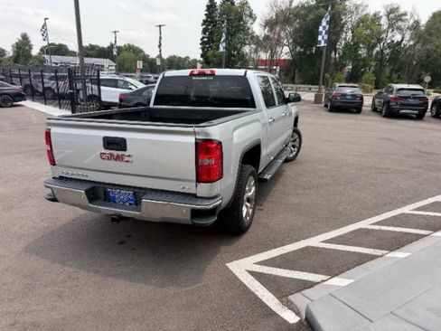 Used 2015 GMC Sierra 1500 SLT w/ SLT Crew Cab Value Package RWD image 17