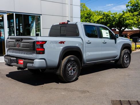 New 2026 Nissan Frontier PRO-4X w/ Tow Package AWD/4WD image 6