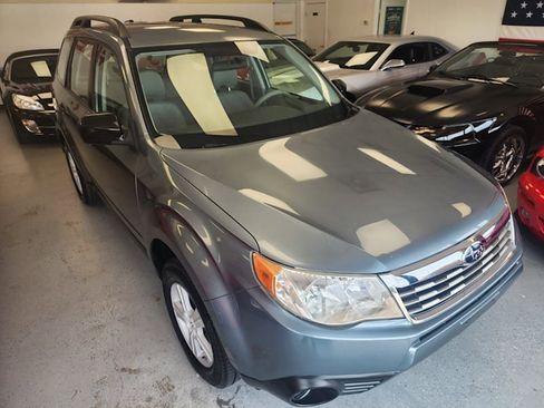 Used 2010 Subaru Forester 2.5X image 11
