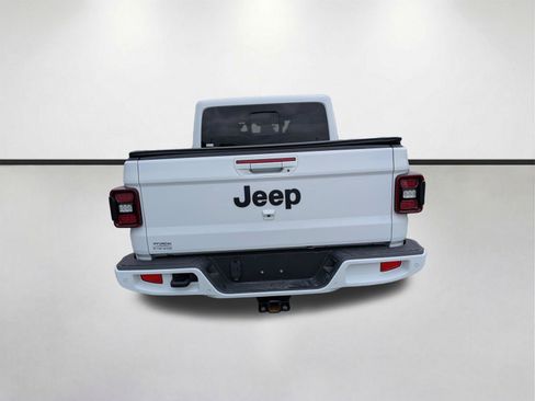 Used 2023 Jeep Gladiator Overland AWD/4WD image 5