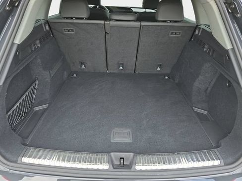 Used 2025 Audi Q5 Premium w/ Convenience Package AWD/4WD image 14