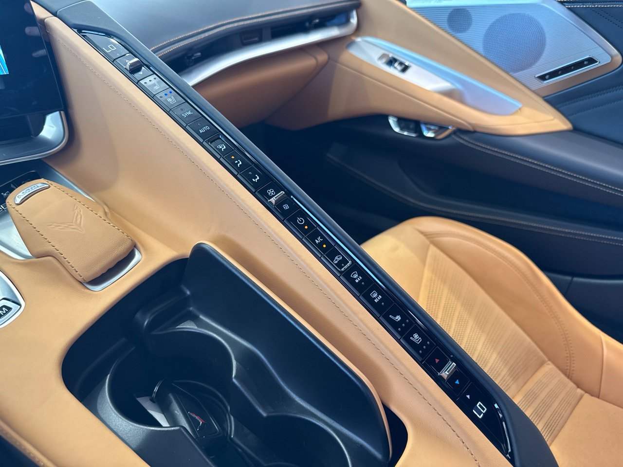 Used 2025 Chevrolet Corvette Z06 RWD image 33