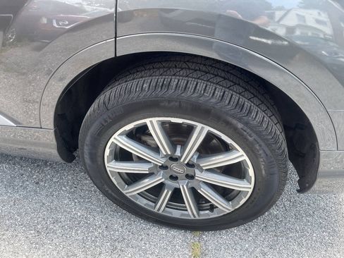 Used 2019 Audi Q7 3.0T Premium Plus w/ Premium Plus Package AWD/4WD image 34