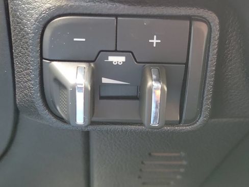 Used 2023 Dodge Durango R/T RWD image 34