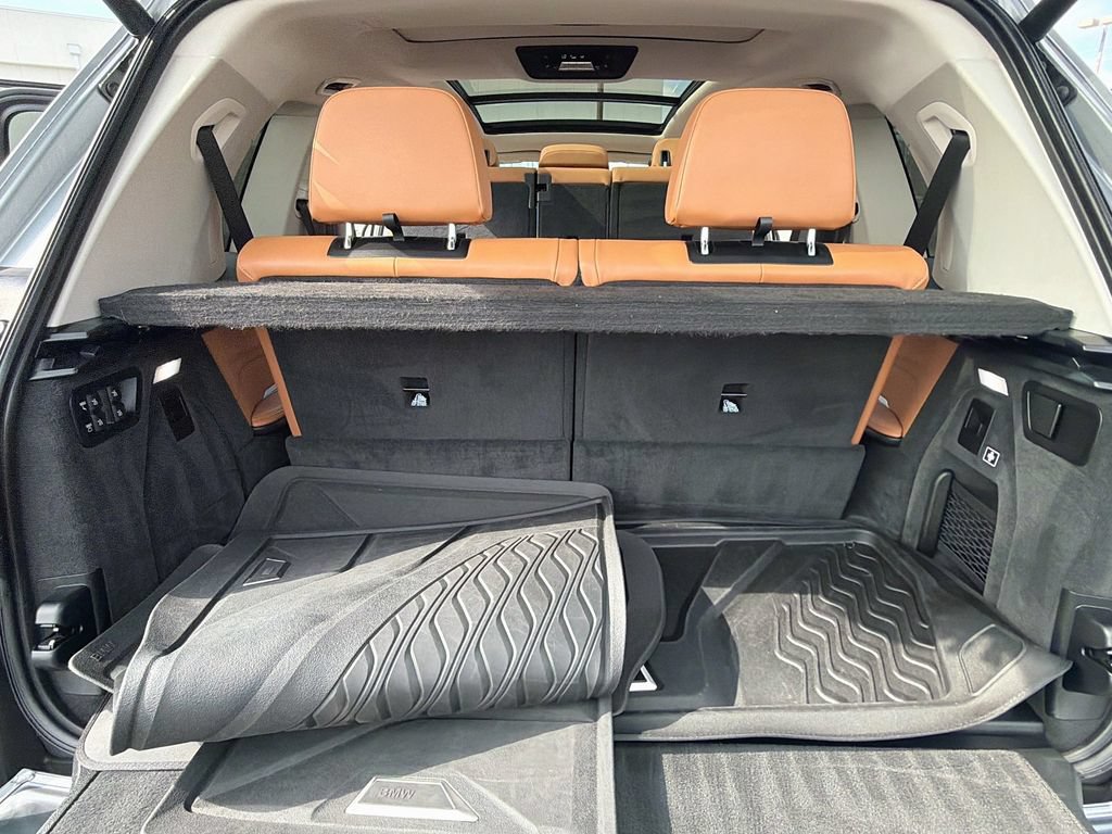 Used 2024 BMW X7 xDrive40i AWD/4WD image 27