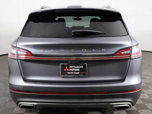 Used 2021 Lincoln Nautilus Reserve w/ Monochromatic Package image 15