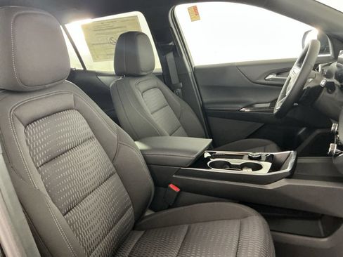 New 2027 Chevrolet Equinox LT AWD/4WD image 9