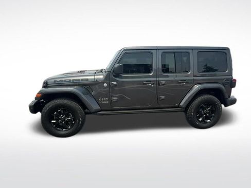 Used 2019 Jeep Wrangler Unlimited Sahara w/ Quick Order Package 24M Moab image 3
