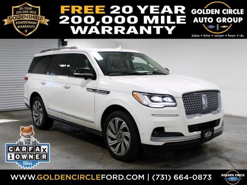 Used 2023 Lincoln Navigator Reserve image 1