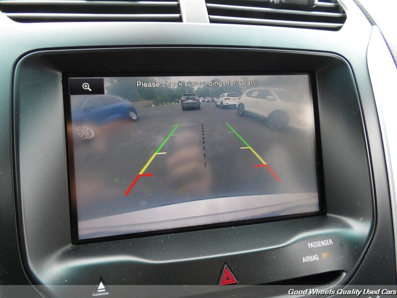 Used 2015 Ford Explorer XLT w/ Equipment Group 202B FWD image 19