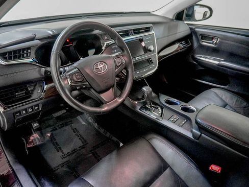 Used 2014 Toyota Avalon Limited image 20