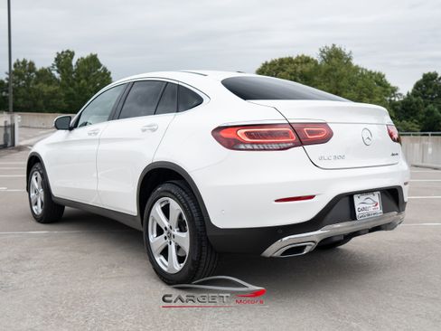 Used 2020 Mercedes-Benz GLC 300 4MATIC image 5