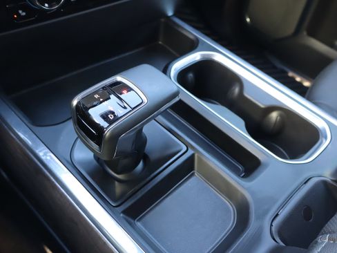 Used 2024 Chevrolet Silverado 1500 LTZ w/ Technology Package image 31