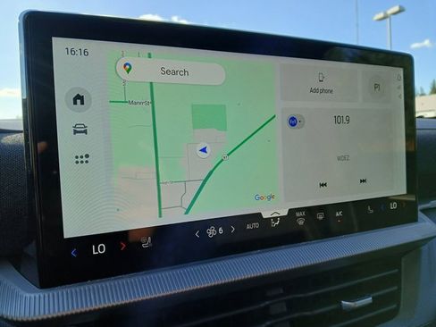 New 2025 Ford Explorer ST-Line w/ Premium Package image 20