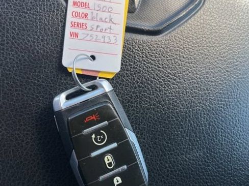 Used 2019 RAM 1500 Sport w/ Advanced Safety Group AWD/4WD image 47