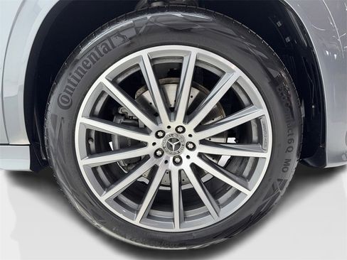 Used 2025 Mercedes-Benz GLS 450 4MATIC image 57