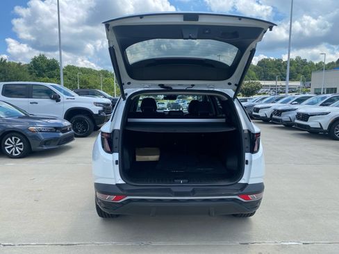 Used 2022 Hyundai Tucson SEL w/ Convenience + Premium Package AWD/4WD image 18