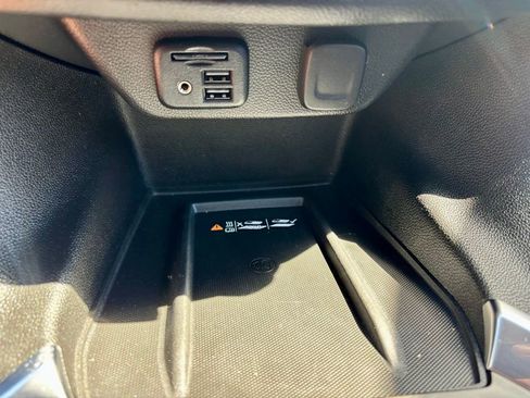 Used 2020 Chevrolet Traverse Premier w/ Redline Edition FWD image 21