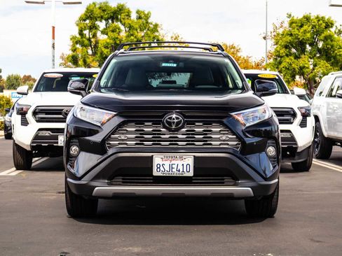 Certified 2020 Toyota RAV4 Limited image 2