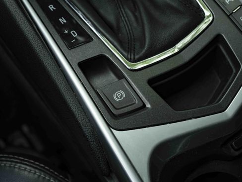 Used 2012 Cadillac SRX Luxury FWD image 29
