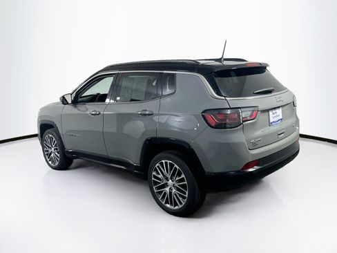Used 2022 Jeep Compass Limited w/ Elite Group AWD/4WD image 7