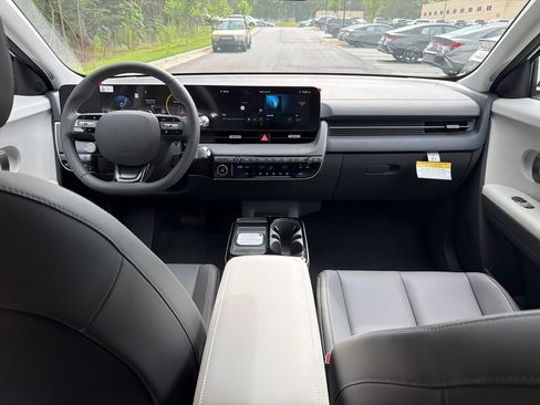New 2026 Hyundai Ioniq 5 SEL RWD image 22