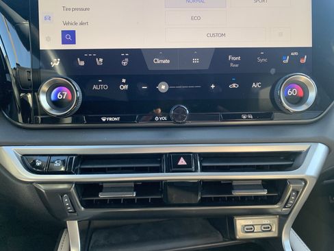 Certified 2024 Lexus RX 350 Premium Plus w/ Convenience Package image 29