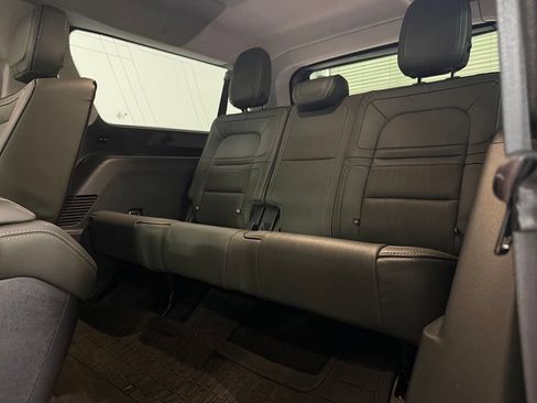 Used 2022 Lincoln Navigator L Black Label AWD/4WD image 11