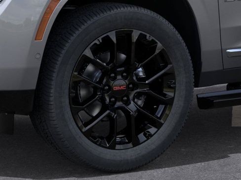 New 2026 GMC Yukon Denali w/ Denali Reserve Package AWD/4WD image 9