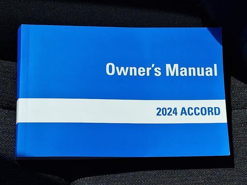 Certified 2024 Honda Accord EX image 27