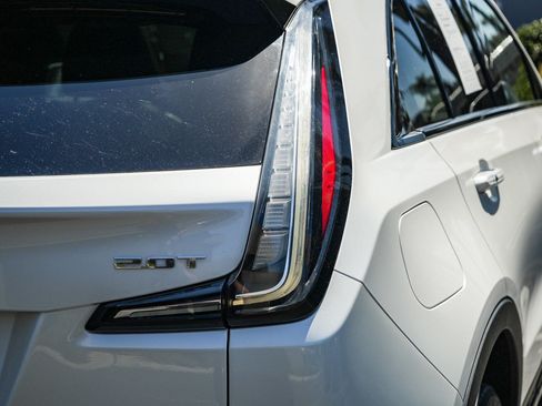 Used 2019 Cadillac XT4 Sport FWD image 7