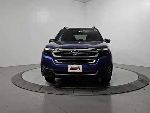 New 2026 Subaru Forester Touring AWD/4WD image 9