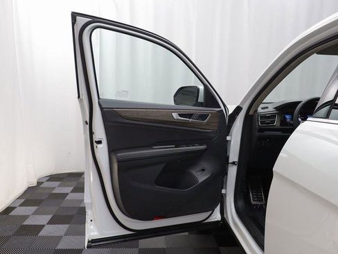 New 2026 Volkswagen Atlas SEL Premium R-Line image 5