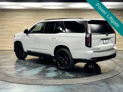 Used 2023 Cadillac Escalade Sport Platinum w/ LPO, ONYX Package AWD/4WD image 17