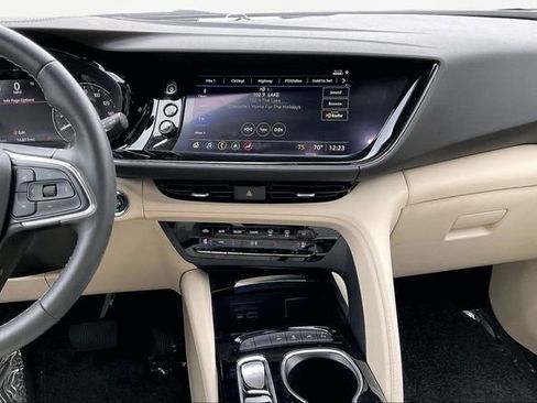 Used 2023 Buick Envision Avenir image 9