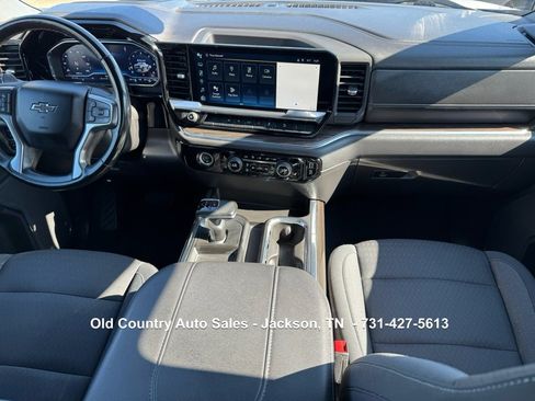 Used 2023 Chevrolet Silverado 1500 LT Trail Boss image 29