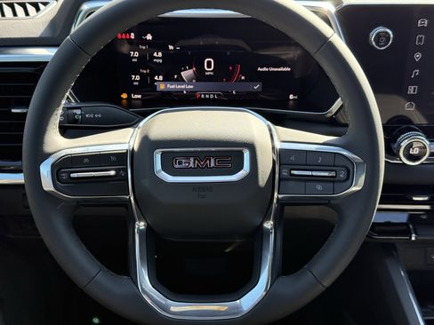 New 2026 GMC Canyon Elevation w/ Convenience Package image 12