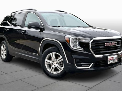 Used 2022 GMC Terrain SLE w/ Driver Convenience Package image 2