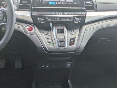 Certified 2026 Honda Odyssey EX-L image 26