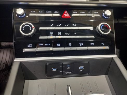 New 2026 Hyundai Santa Fe SE image 31