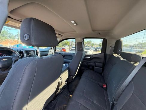 Used 2019 Chevrolet Silverado 1500 Custom w/ Custom Value Package AWD/4WD image 23