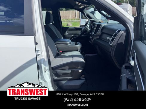 Used 2024 RAM 3500 Big Horn image 22