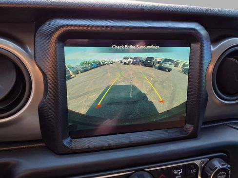 Used 2021 Jeep Wrangler Unlimited Sport AWD/4WD image 7