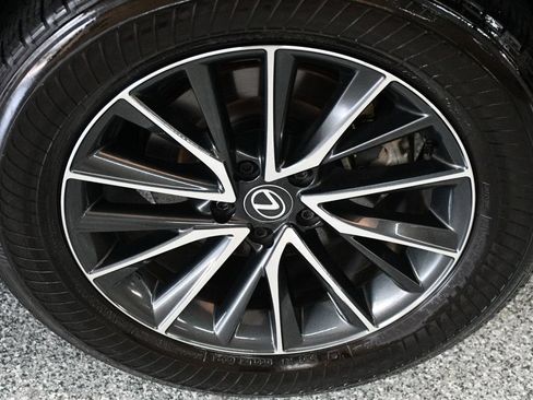 Used 2025 Lexus NX 250 FWD w/ Towing Package (2000 Lbs) image 16